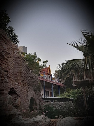 Gallery - Antonios Motel