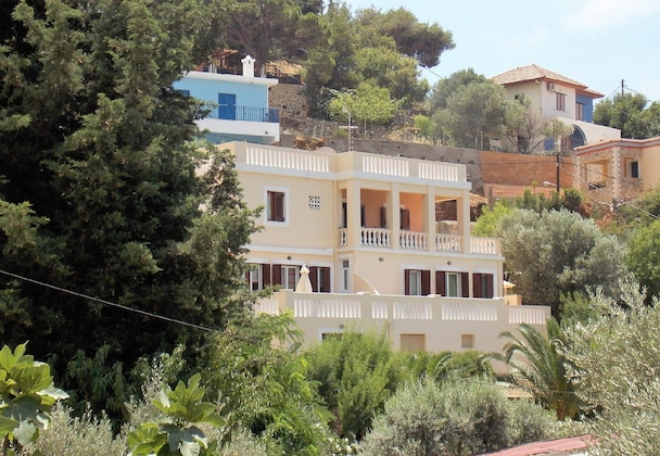 Gallery - Myrties Boutique Apartments