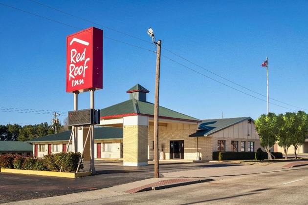 Gallery - Red Roof Inn Childress