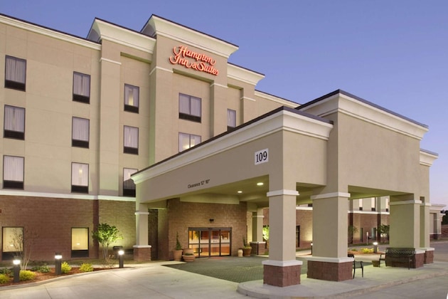 Gallery - Hampton Inn & Suites Mccomb
