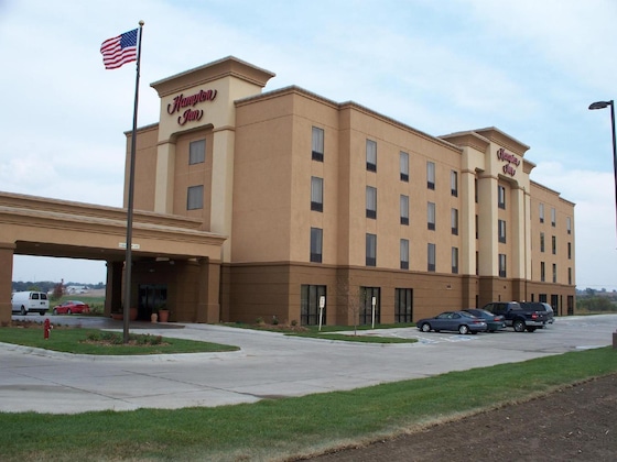Gallery - Hampton Inn Bellevue