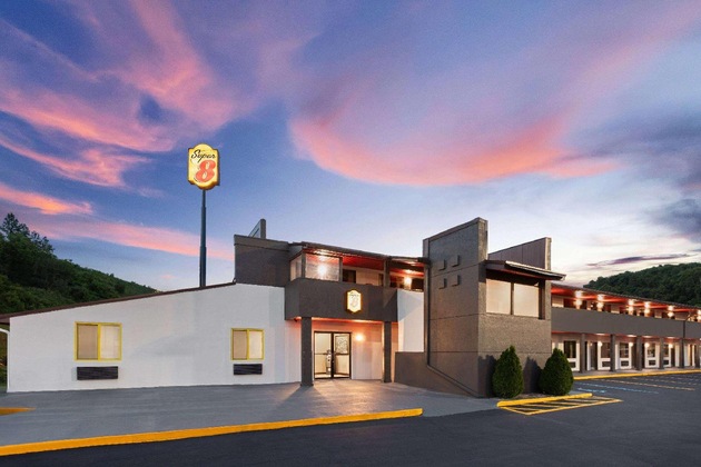 Gallery - Super 8 By Wyndham Bridgeport Clarksburg Area