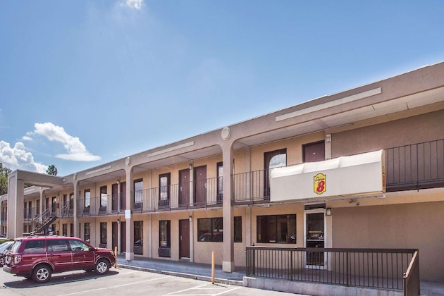 Gallery - Super 8 By Wyndham Camp Springs Andrews Afb Dc