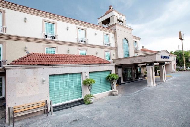 Gallery - Best Western Plus Monterrey Colon