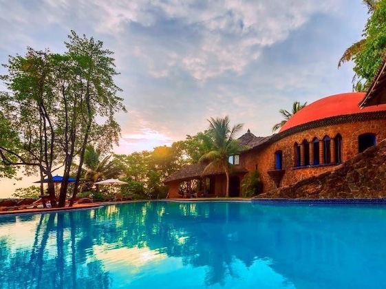 Gallery - Nilaya Hermitage