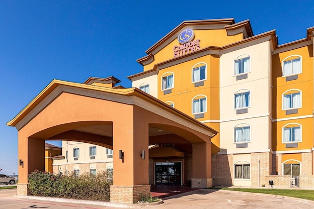 Gallery - Comfort Suites Lake Worth