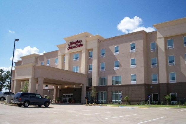 Gallery - Hampton Inn & Suites Denison