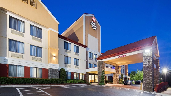 Gallery - Best Western Plus Huntersville Inn & Suites Near Lake Norman