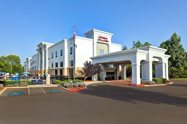 Gallery - Hampton Inn & Suites Nacogdoches