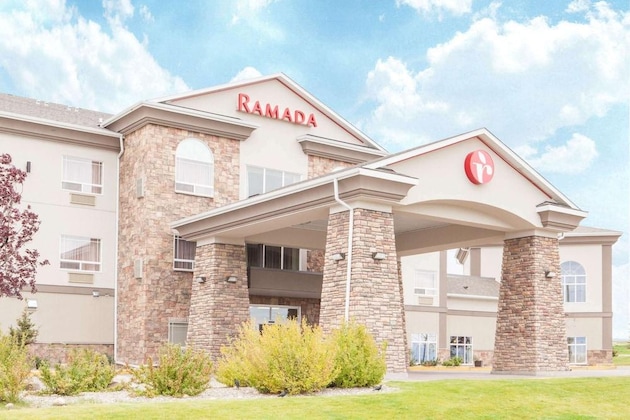 Gallery - Ramada By Wyndham Pincher Creek