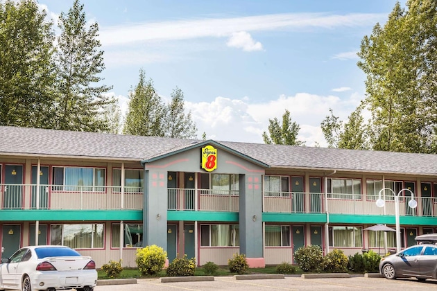 Gallery - Super 8 By Wyndham Quesnel Bc