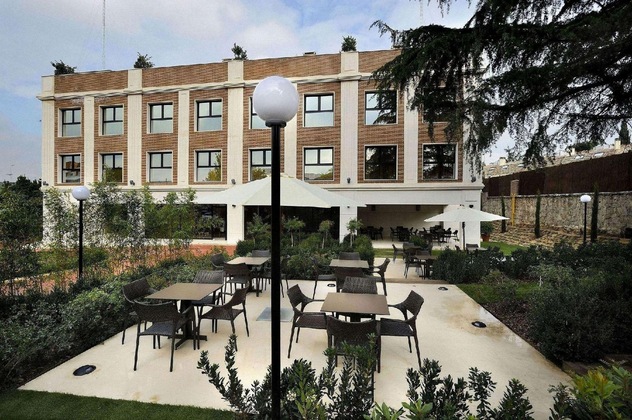 Gallery - Hotel Jardín Real De Mirasierra