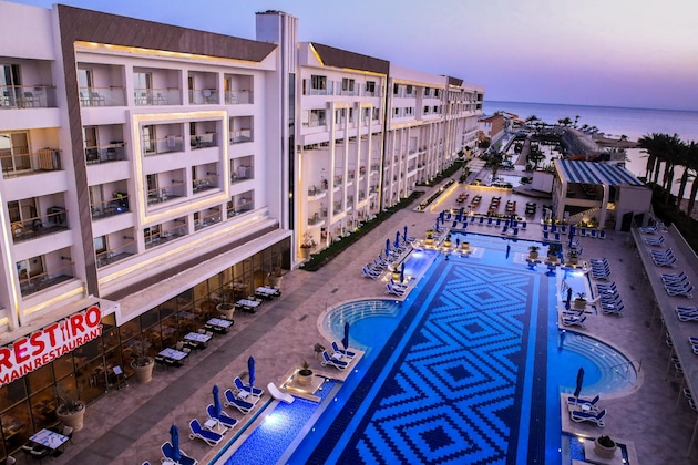 Gallery - Bellagio Beach Resort & Spa