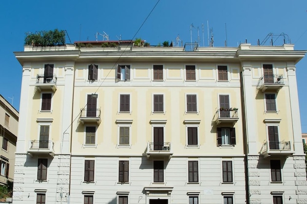 Gallery - Borghese Executive Suite