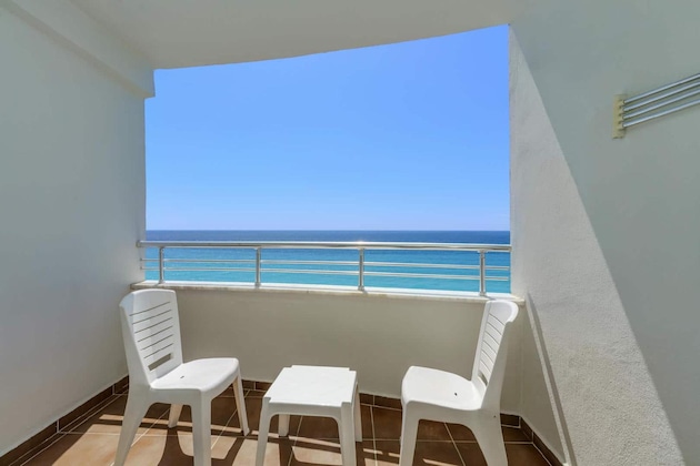 Gallery - Merlin Beach Hotel