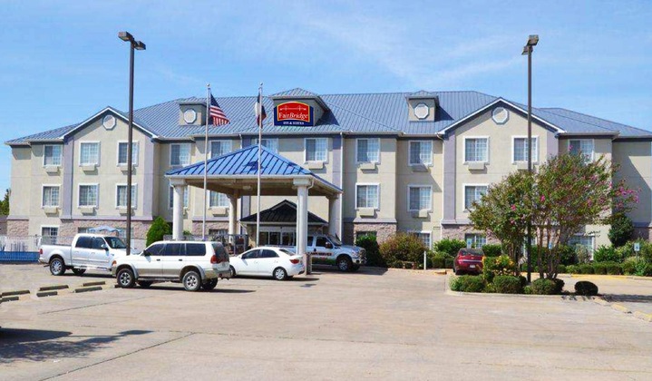 Gallery - Fairbridge Inn & Suites Cleburne