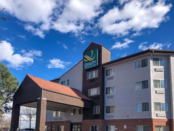 Gallery - Quality Inn & Suites Denver International Airport