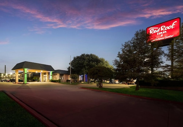 Gallery - Red Roof Inn & Conference Center Mckinney