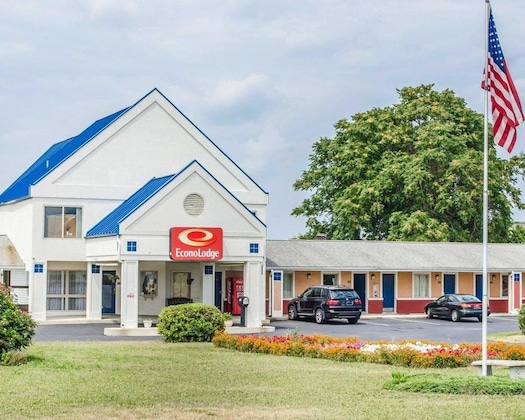 Gallery - Econo Lodge Mechanicsburg