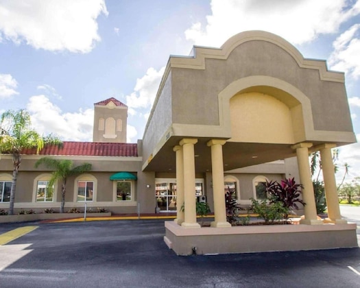 Gallery - Quality Inn Kennedy Space Center
