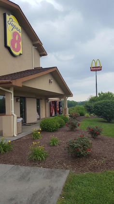 Gallery - Super 8 By Wyndham Abingdon Va