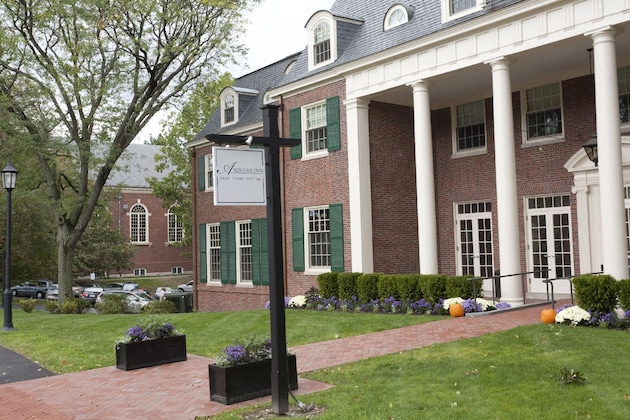 Gallery - Andover Inn
