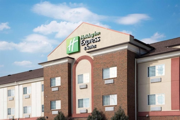 Gallery - Holiday Inn Express Hotel & Suites Danville By Ihg