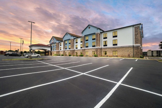 Gallery - Comfort Suites Jackson