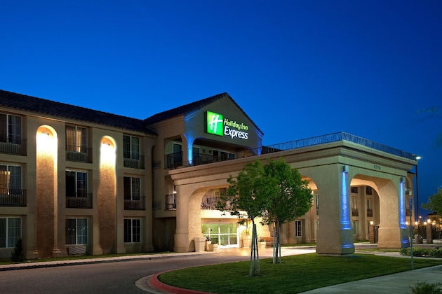 Gallery - Holiday Inn Express Lancaster By Ihg