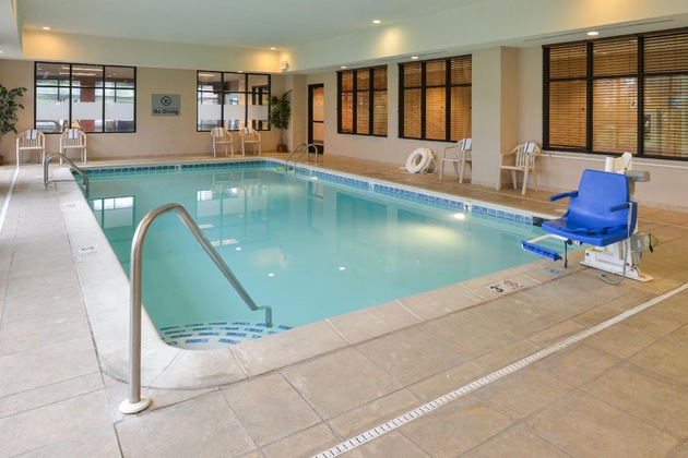 Gallery - Hampton Inn Milford