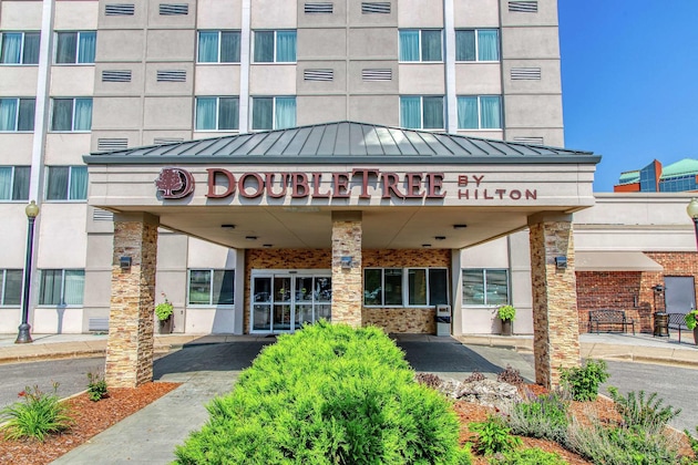 Gallery - Doubletree By Hilton Neenah