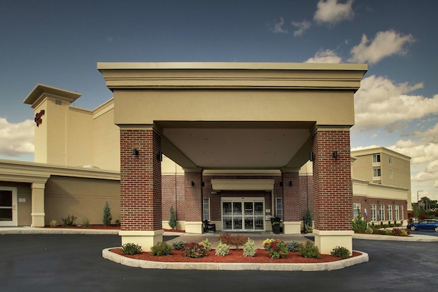 Gallery - Hampton Inn Pawtucket