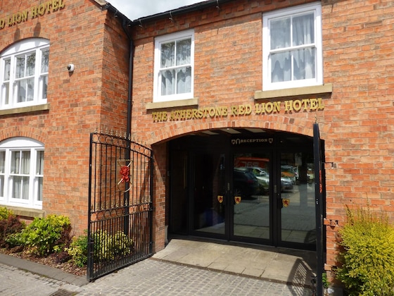 Gallery - The Atherstone Red Lion Hotel