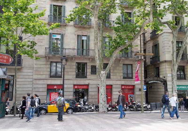 Gallery - Ramblas By Pillow