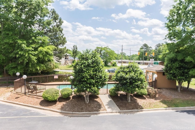 Gallery - Quality Inn & Suites Rockingham