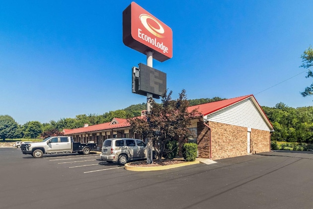 Gallery - Econo Lodge Russellville
