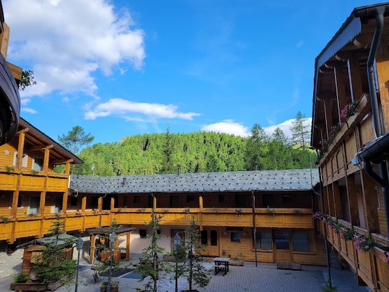 Gallery - Boscone Suite Hotel