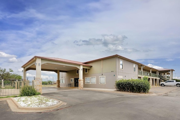 Gallery - Best Western Snyder Inn
