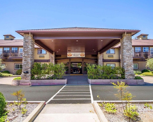 Gallery - Comfort Inn & Suites Ukiah Mendocino County
