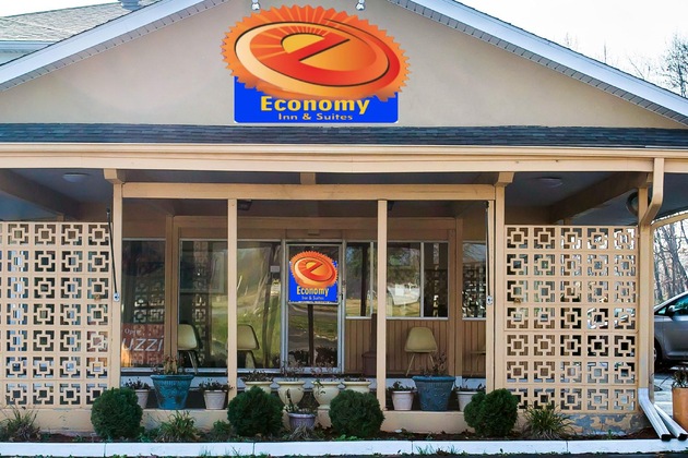 Gallery - Economy Inn & Suites