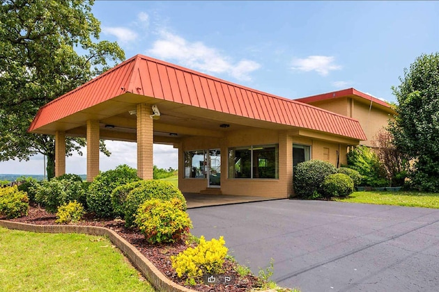 Gallery - Days Inn By Wyndham Batesville Ar
