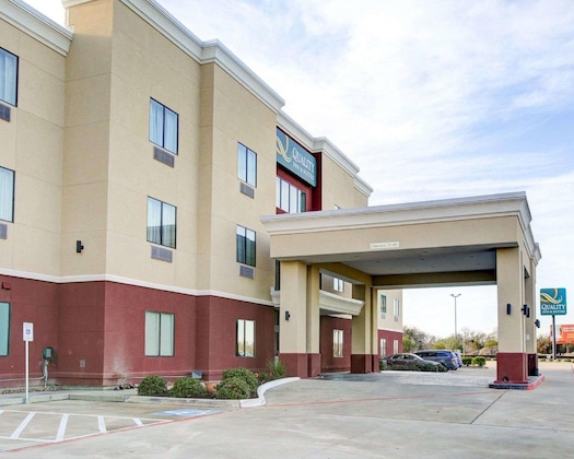 Gallery - Quality Inn & Suites