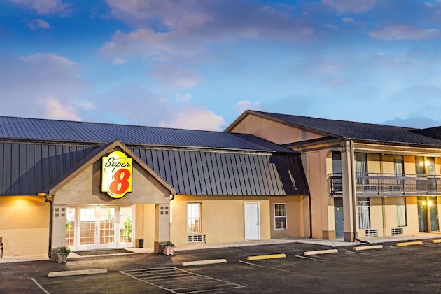 Gallery - Super 8 By Wyndham Carrollton Ga