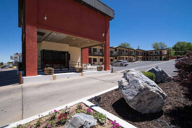 Gallery - Cedar Lodge