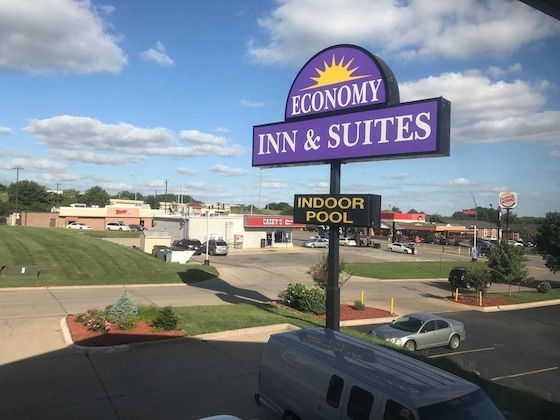 Gallery - American Inn Cedar Rapids South