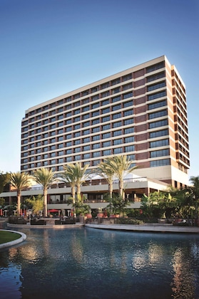 Gallery - Pacific Palms Resort