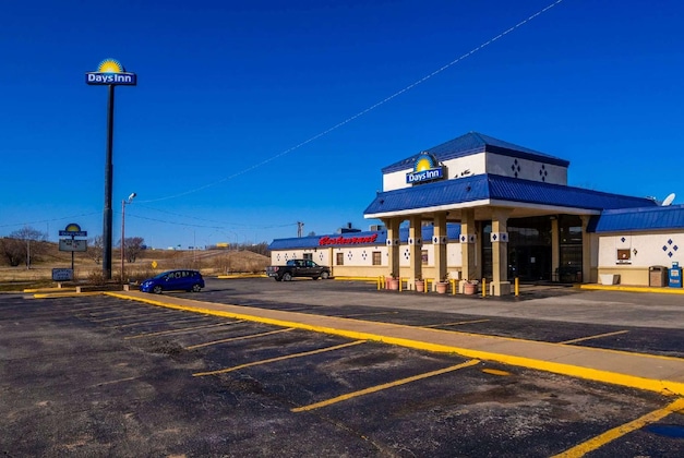Gallery - Days Inn By Wyndham Clinton