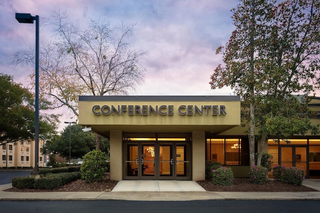 Gallery - Doubletree Columbia