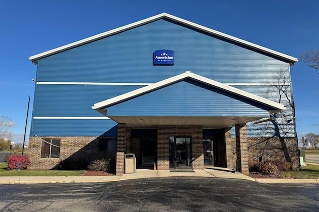 Gallery - Boarders Inn & Suites By Cobblestone Hotels – Columbus