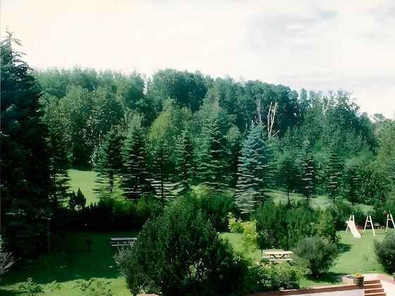 Gallery - The Trailside Hotel